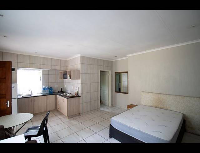 12 BEDROOM HOUSE FOR SALE IN SANDOWN